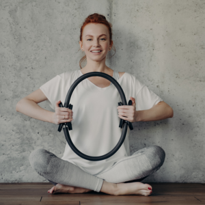 Pilates (mit Kleingeräten)